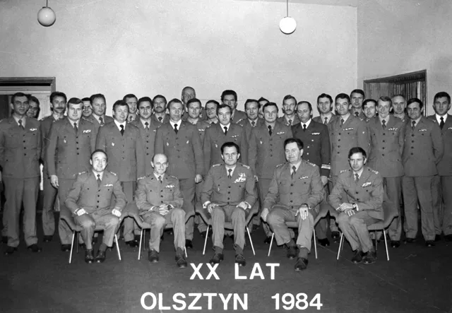 OSUzbr. - XX lat po...